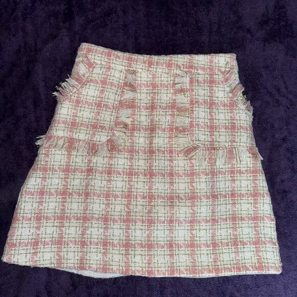 Pink and White Tweed Set 🦢🎀 - Picture 3 of 7